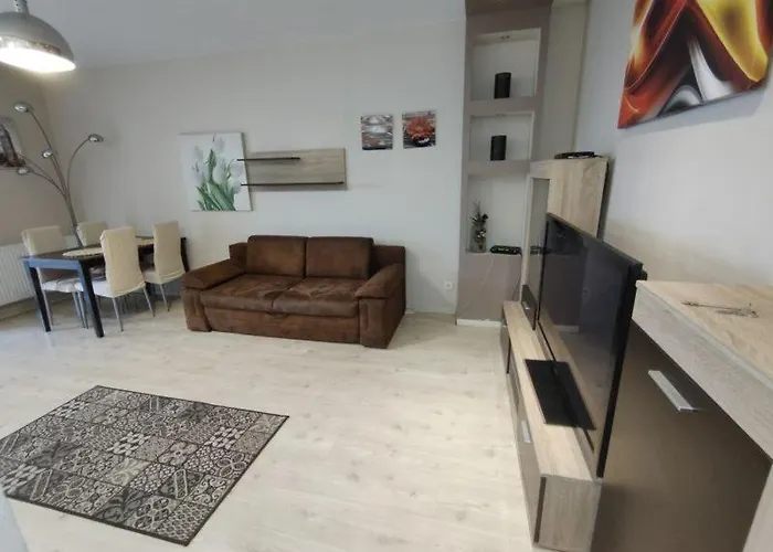 Motylowa Przystan Daire *